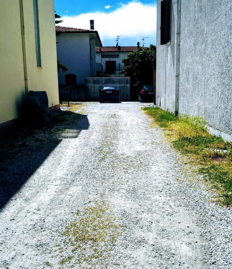 Casa Tonfoni Βίλα Torre del Lago Puccini Εξωτερικό φωτογραφία